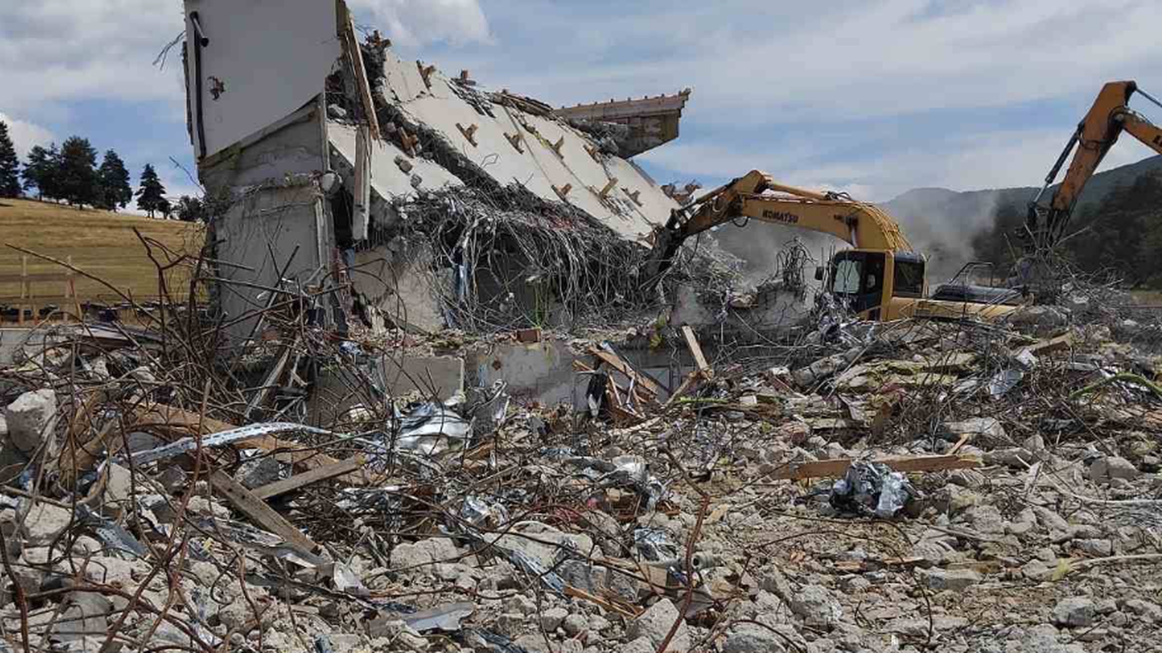 След месеци битка и многобройни пречки, вече е факт: незаконната