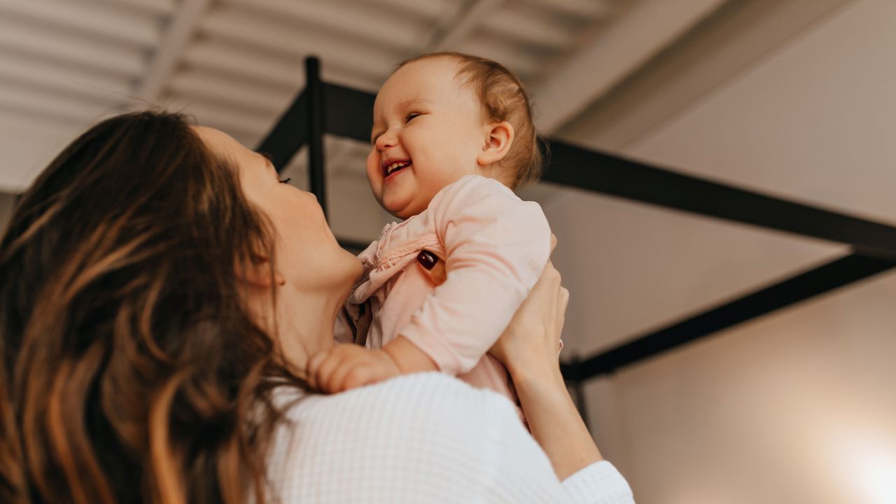 Депутатите казаха „не“ на по-високото обезщетение за майките