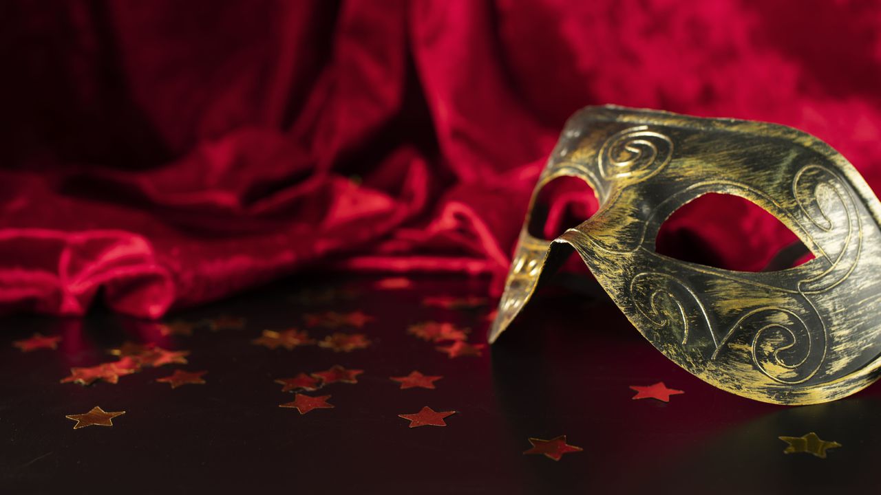 „Странен спектакъл-откровение“ в "Сфумато" - "Един човек"