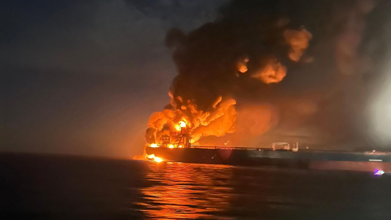 Хеликоптерът излетя от базата в 8.57 ч. днес, 8 декември.