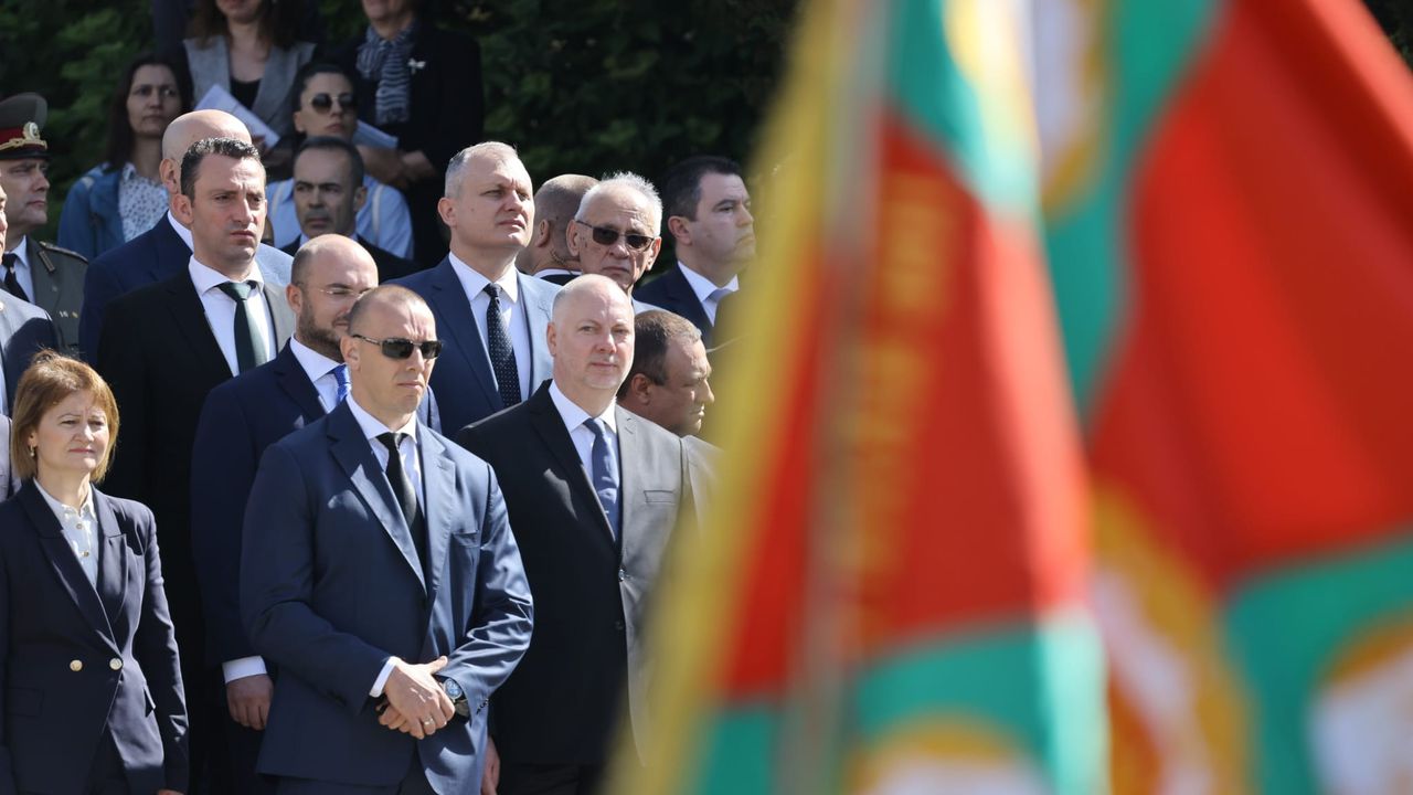 Премиерът Желязков: Поклон пред всички, отдали живота си в защита на България