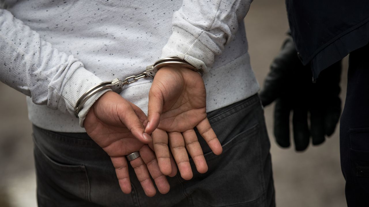 Известен турски рапър е задържан заради промотиране на употребата на наркотици