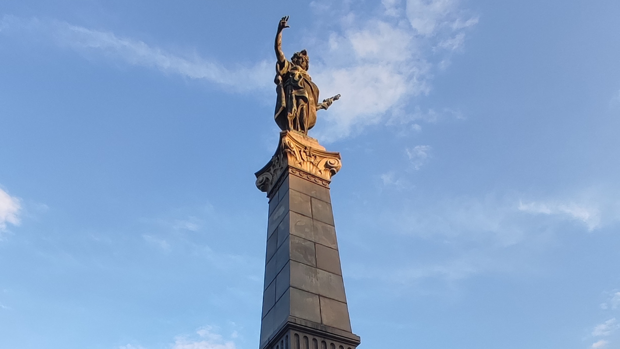 Русе празнува днес