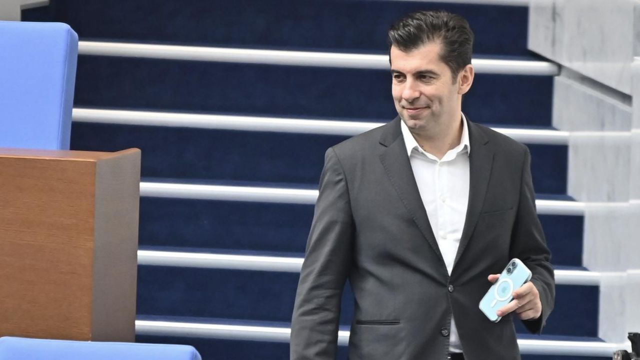 Кирил Петков: Отново правилата за Антикорупционната комисия не се вкарват. Защо?