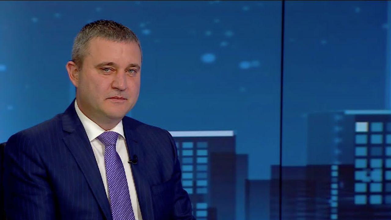 Виновни за страховете от еврото са всички тези които с