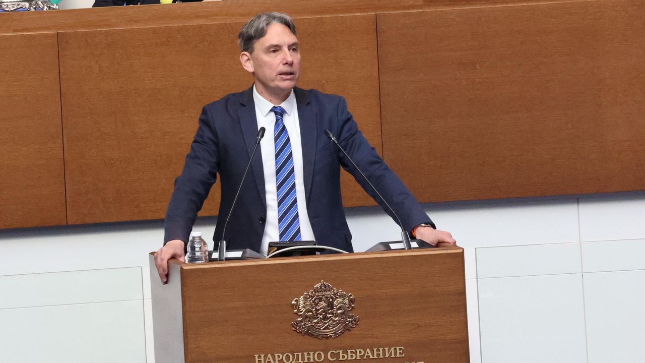 „Продължаваме промяната – Демократична България“ ще подкрепи вота на недоверие към правителството