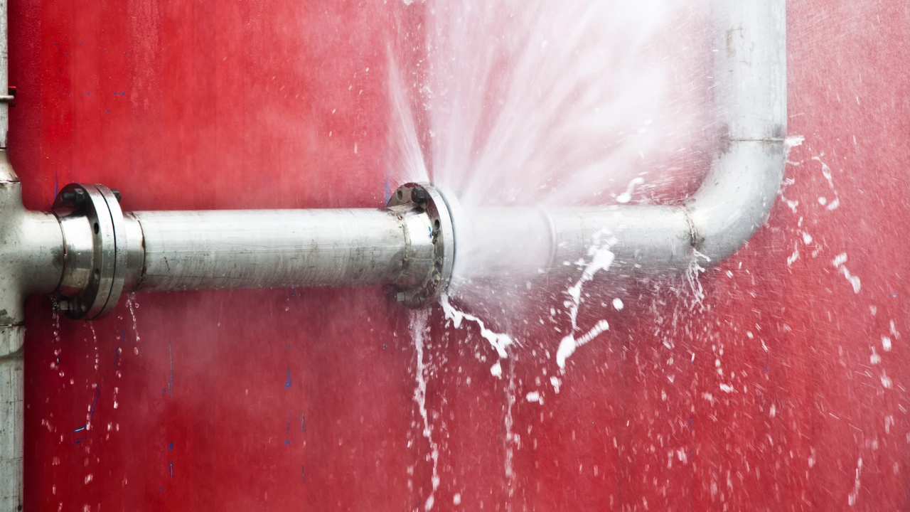 Авария на водопровод в Пловдив, АГ болница спря плановите операции