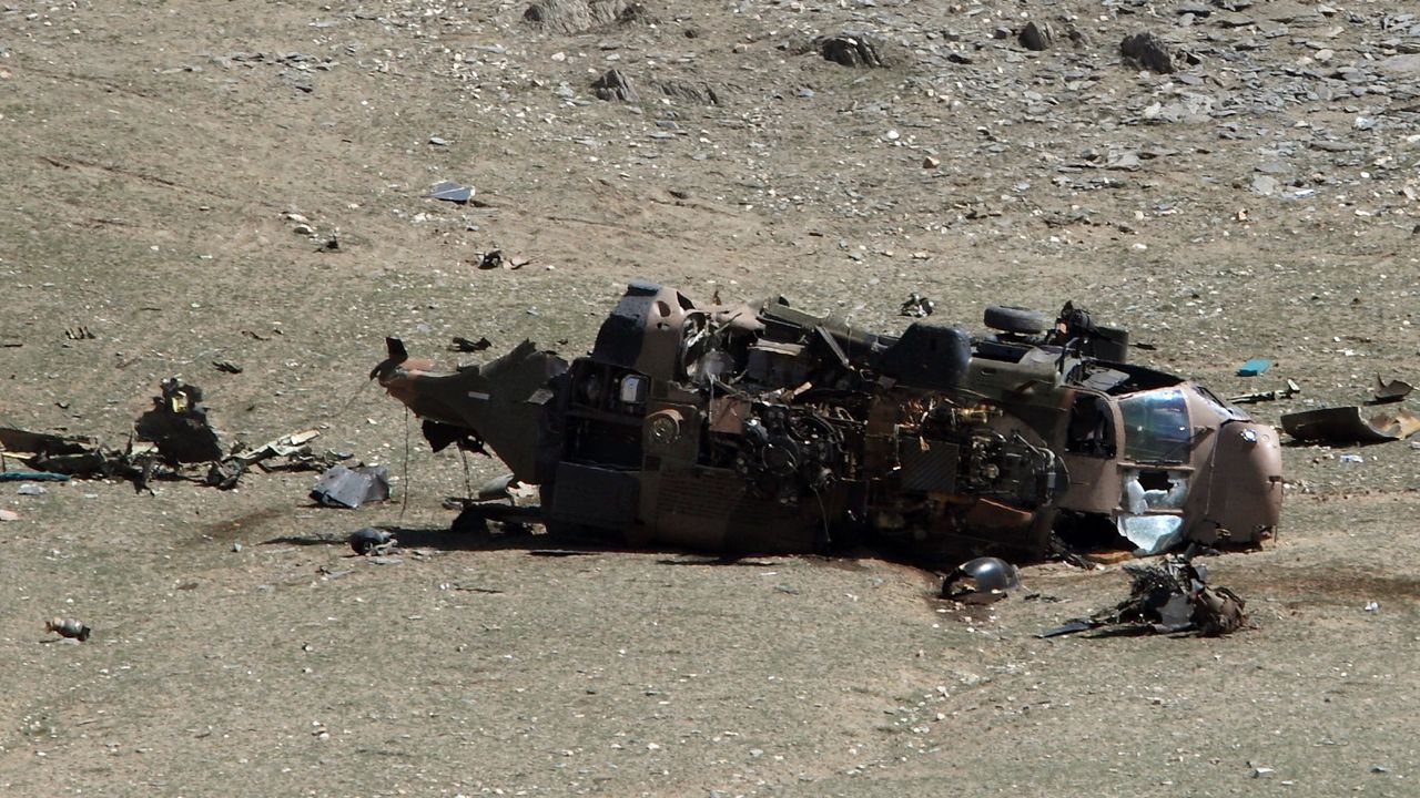 Ганайският министър на отбраната Едуард Омане Боама и министърът на