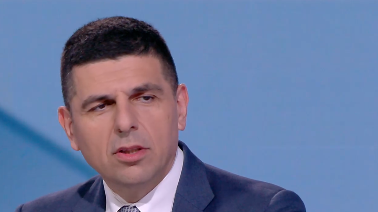 Ивайло Мирчев поиска оставката на министър Манол Генов