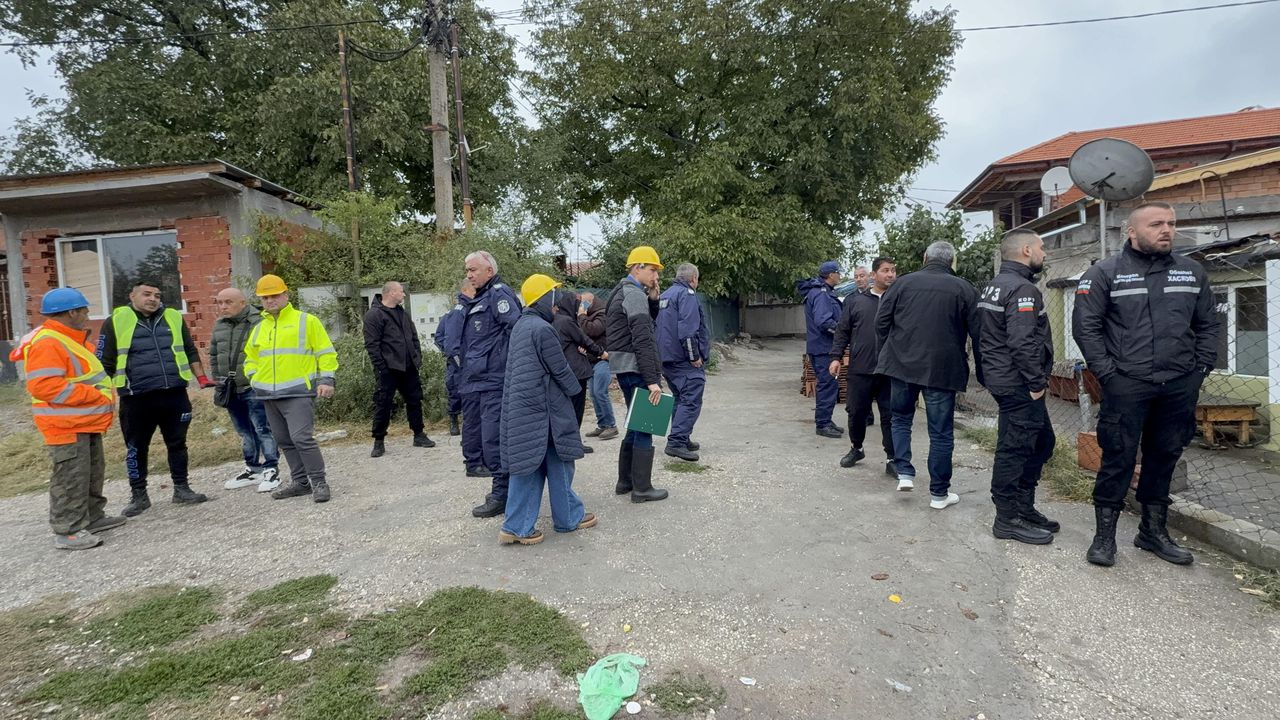 В Хасково премахват незаконни постройки