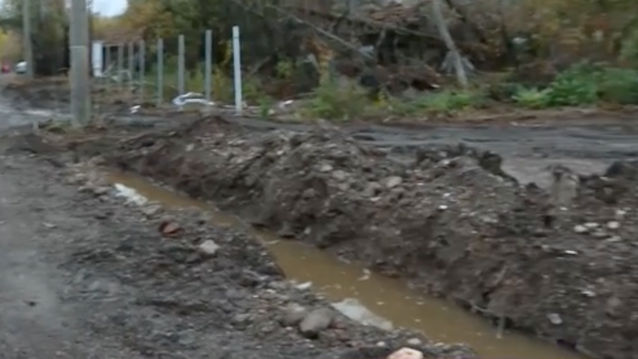 Хората настояват за спешна намеса от общината, за да не