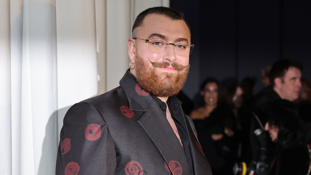 Сам Смит: Направих си липосукция на 13 години, бях брутално тормозен заради теглото си