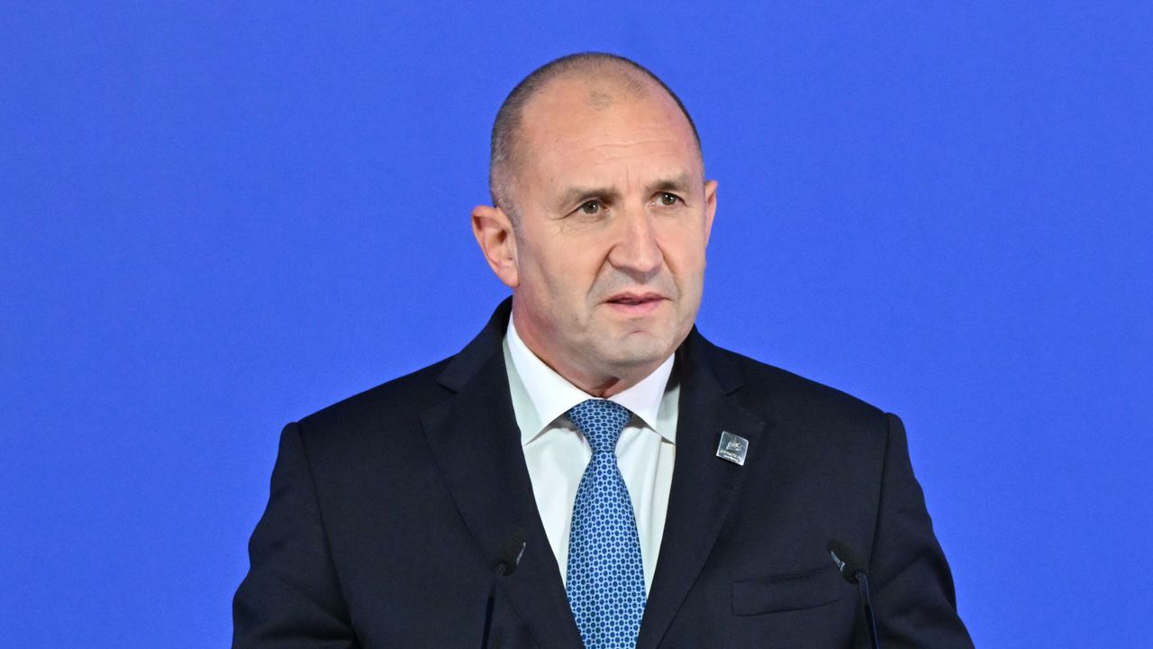 Президентът Радев: Европа няма своя визия за край на войната в Украйна, а инвестира в обречена кауза