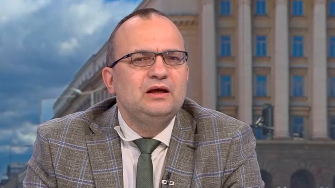 Мартин Димитров: Наталия Киселова очевидно не се справя
