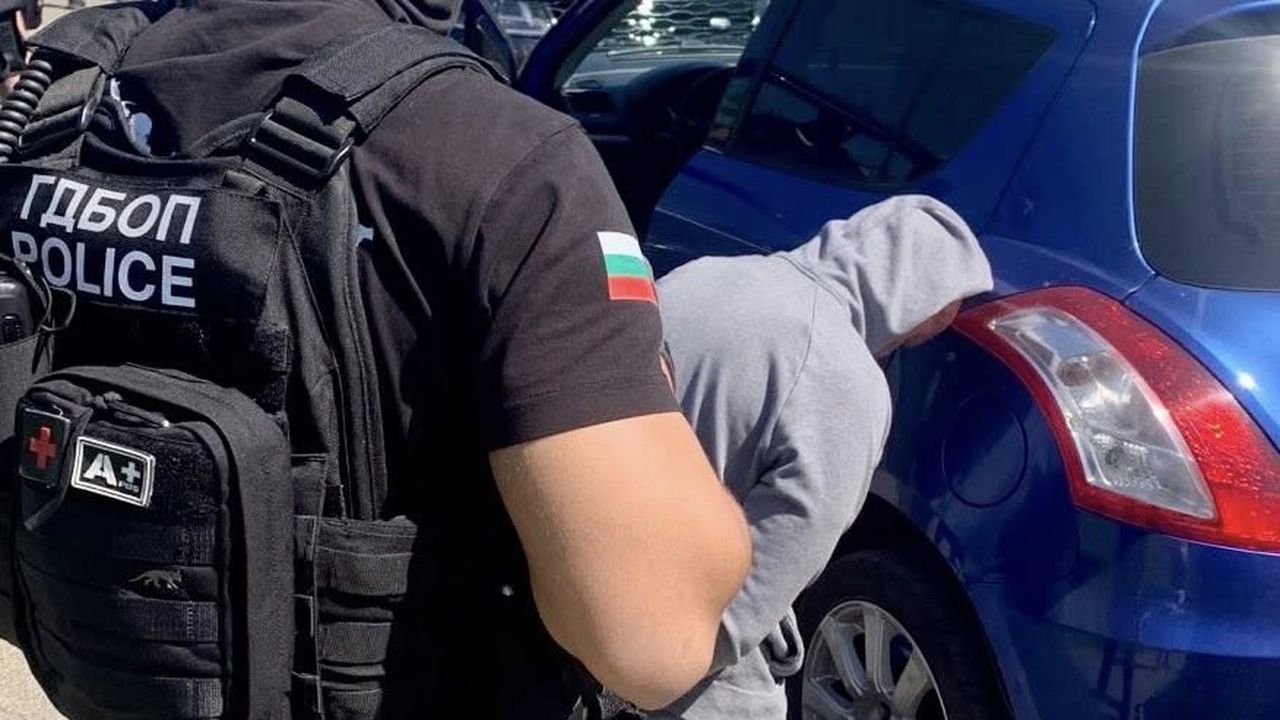 ГДБОП арестува мъж с 1.2 кг кокаин при акция в Бургаско