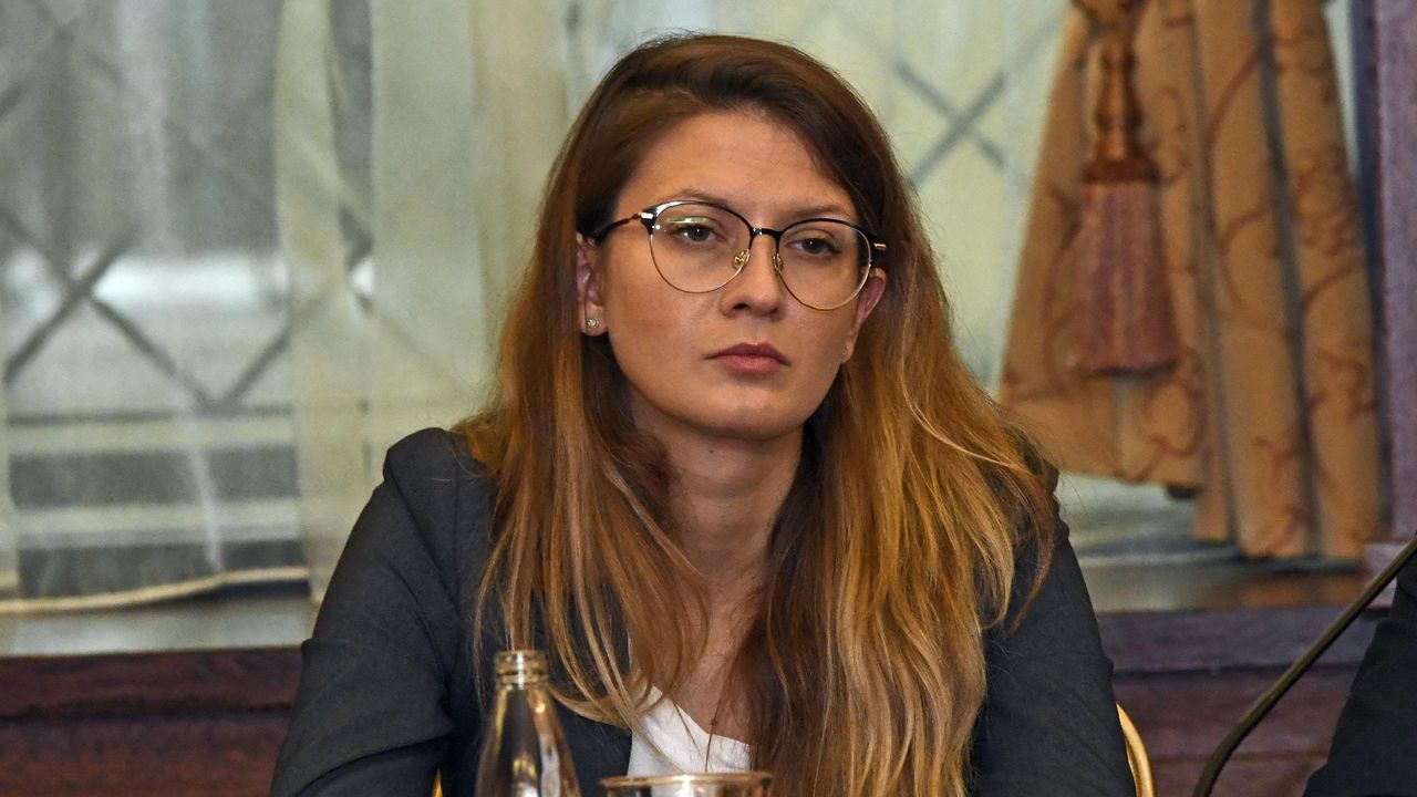 Пенкова: Малко над 50% са инвестираните усвоени евросредства по ПВУ в страните-членки