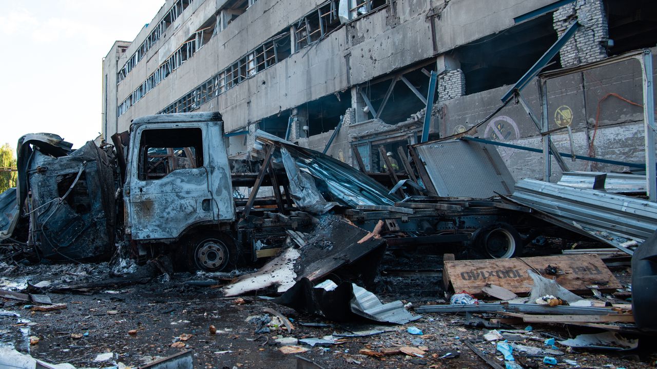 69 души бяха ранени при две руски атаки тази сутрин