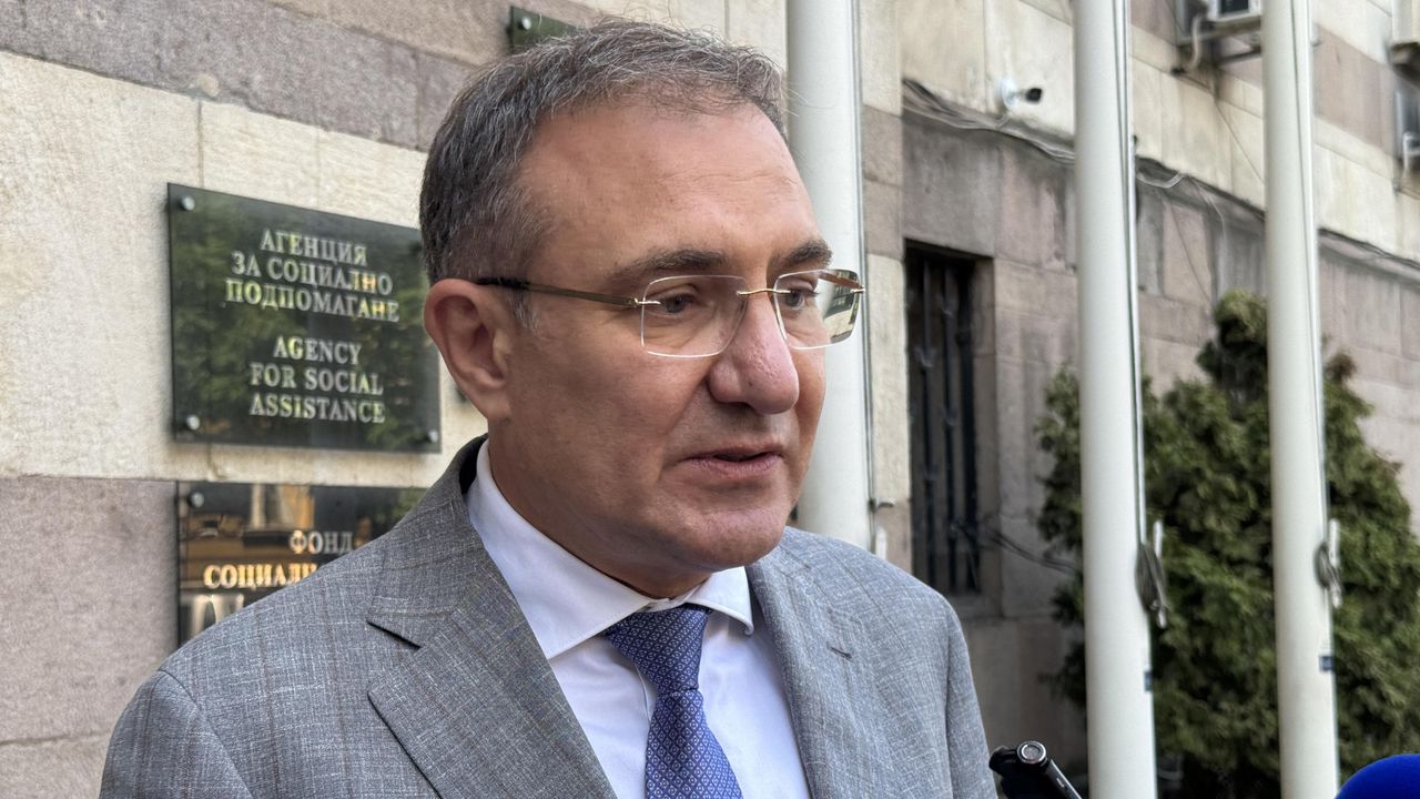 Това е огромен бич на съвремието ни, но съм убеден,