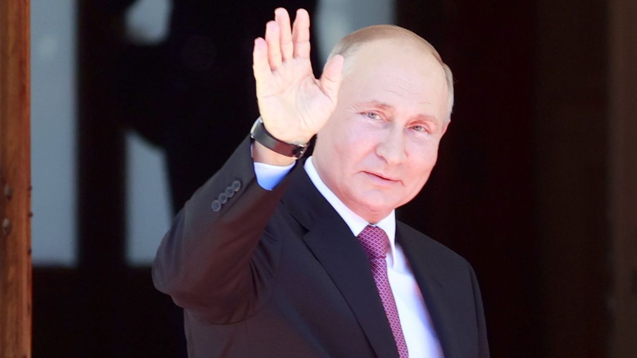 Путин посочи ОАЕ като възможно място за среща с Тръмп