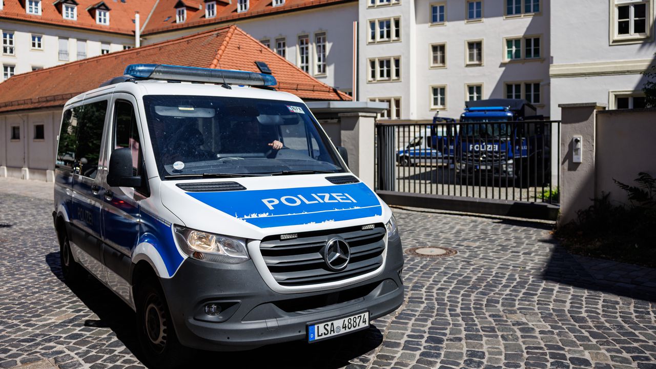 Германските власти издирват българин за сексуално насилие над дете