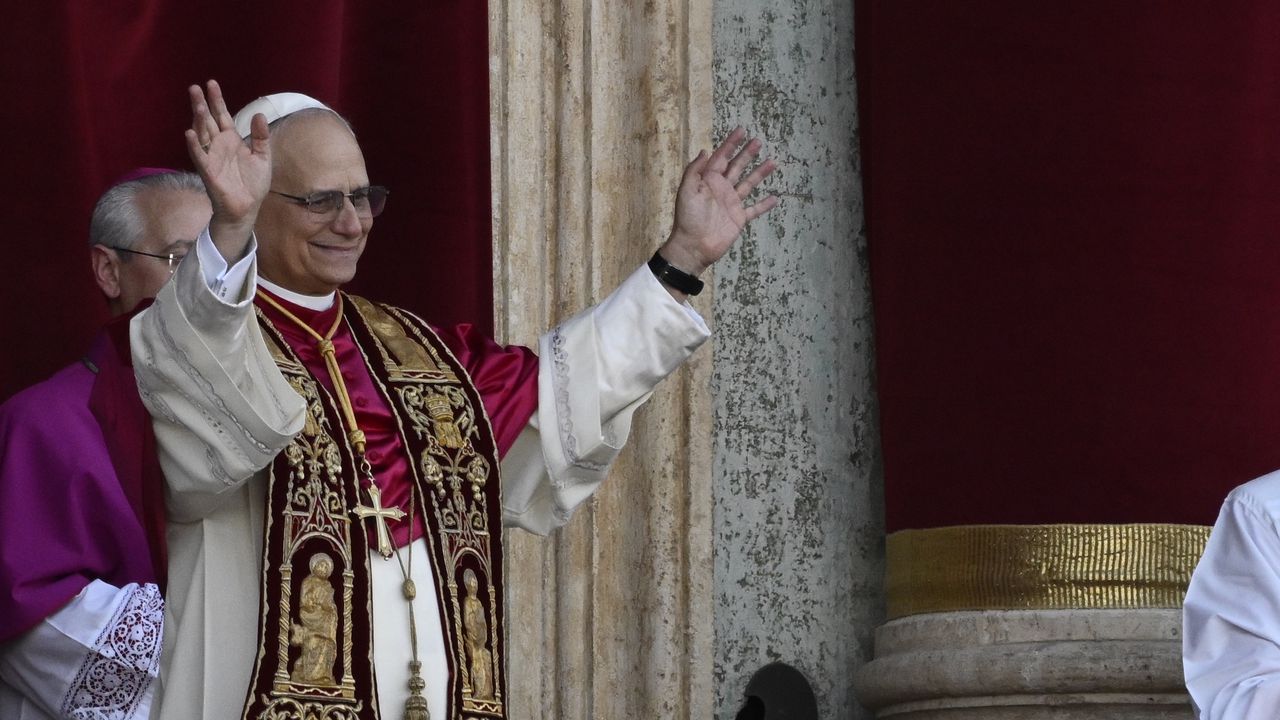 Папа Лъв ХIV обяви 15-годишен компютърен специалист за светец