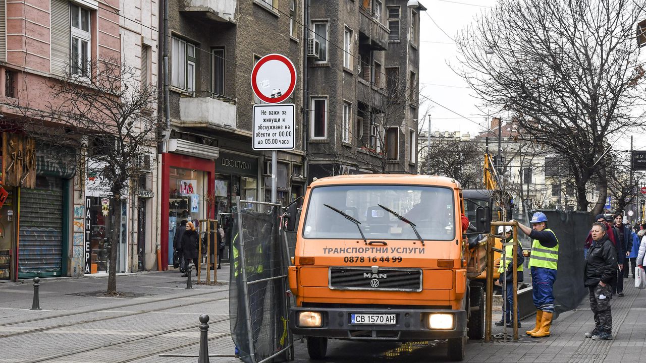 Софийска вода АД обявява търг за 13 броя използвани и