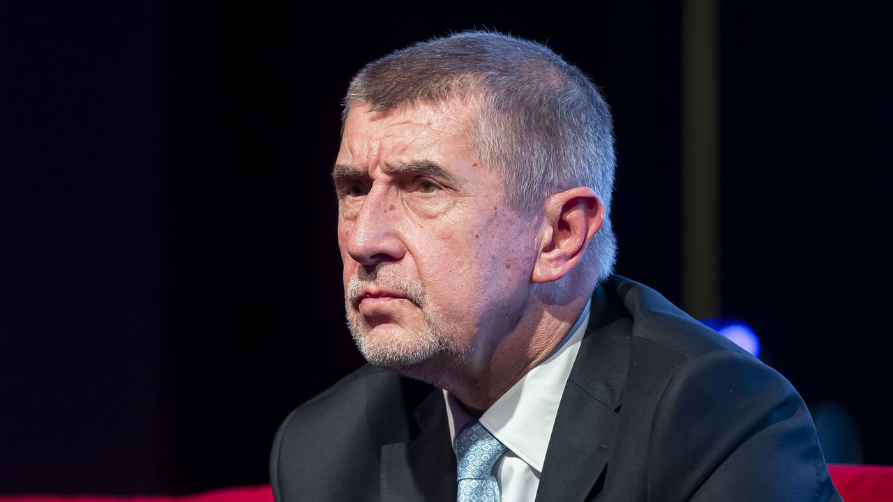 Чешкият популист и милиардер Андрей Бабиш заяви, че може да