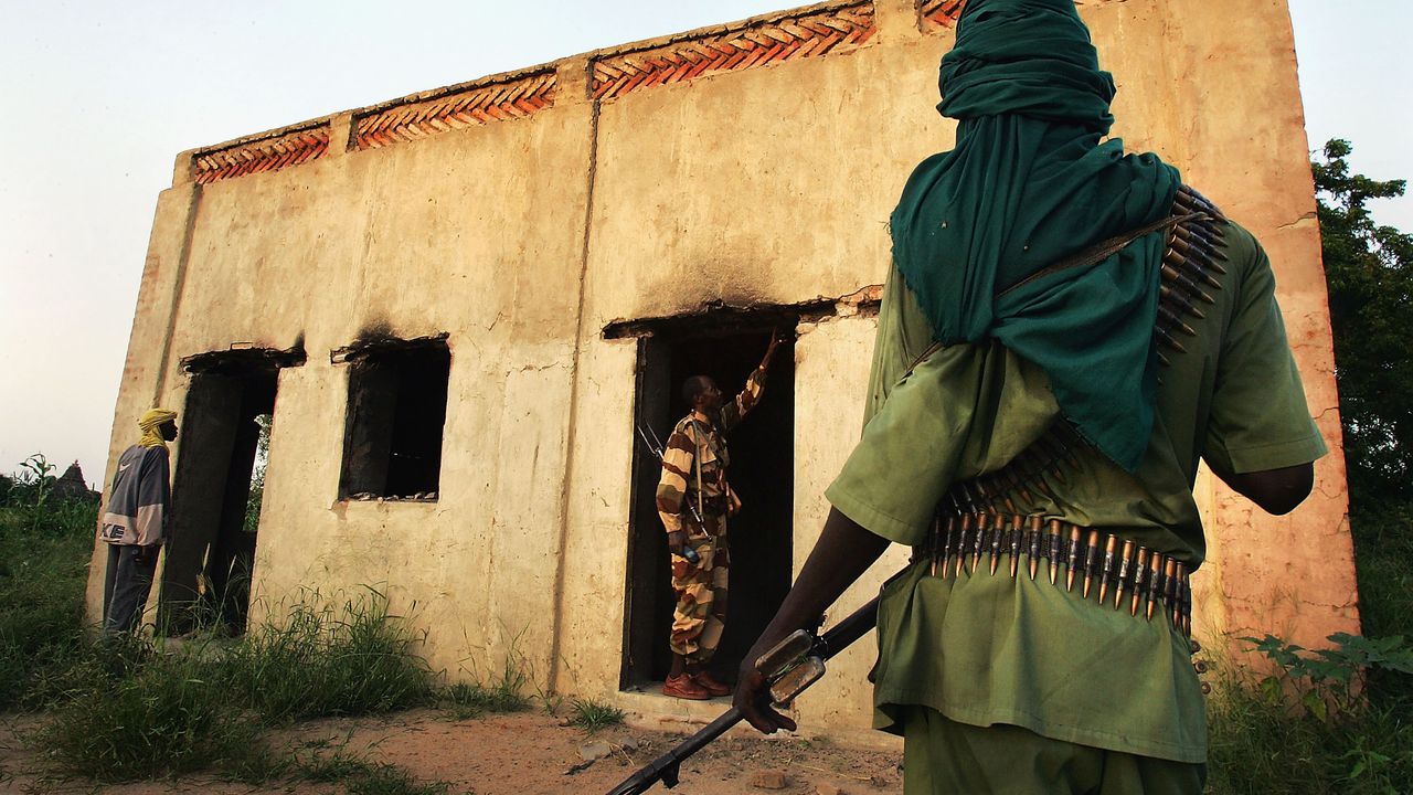 Хунтата в Буркина Фасо твърди, че е арестувала членове на неправителствени организации, включително трима европейци, за „шпионаж“