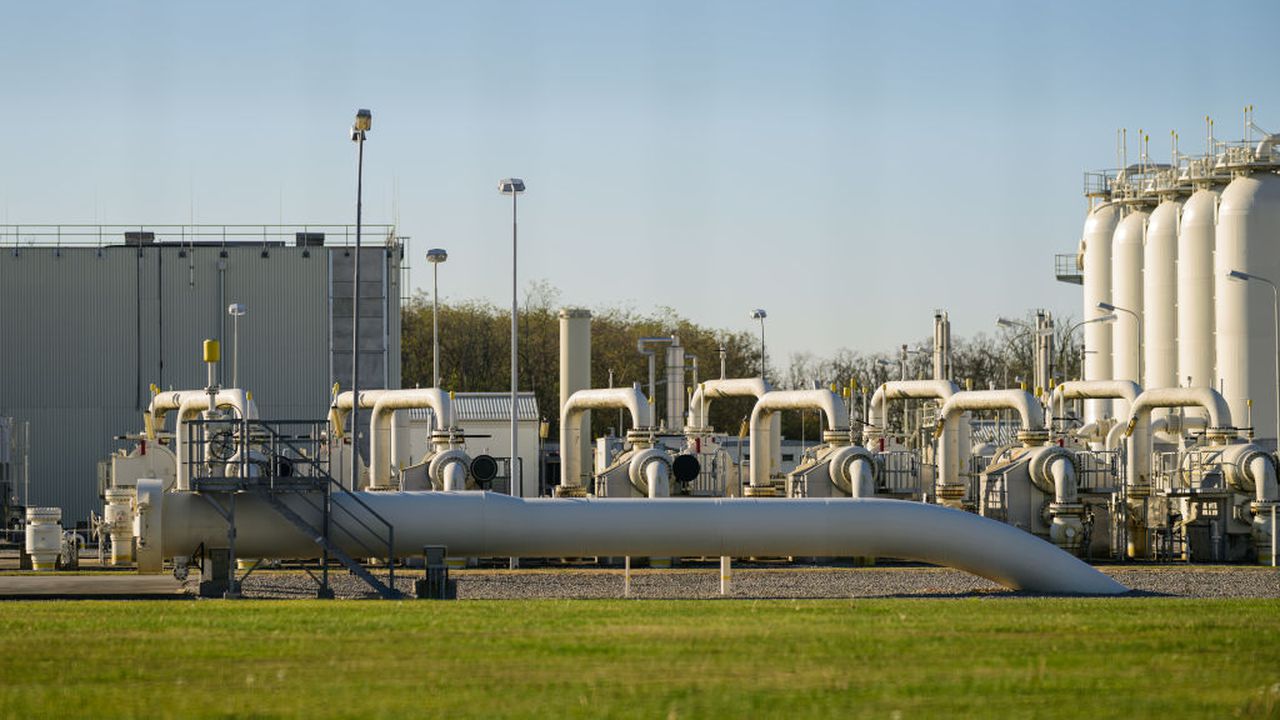 Австрийският концерн О Ем Ви свива плановете си за инвестиции до 2030 г.