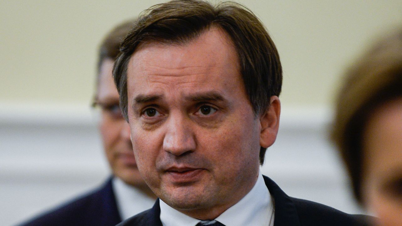 Полският парламент лиши бивш министър на правосъдието от депутатски имунитет