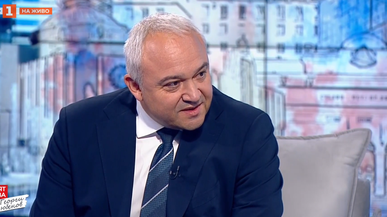 По думите му Пеевски воюва трайно с президентската институция, отнема