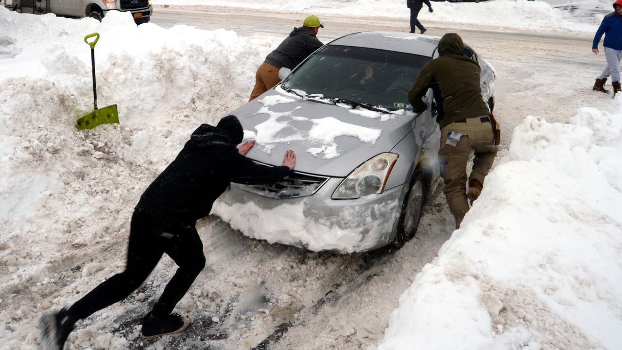 Прогнозата на метеоролозите е за снеговалежи в планинските райони, а
