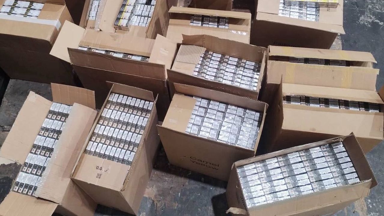 Задържаха близо 200 000 къса контрабандни цигари на ГКПП "Лесово"