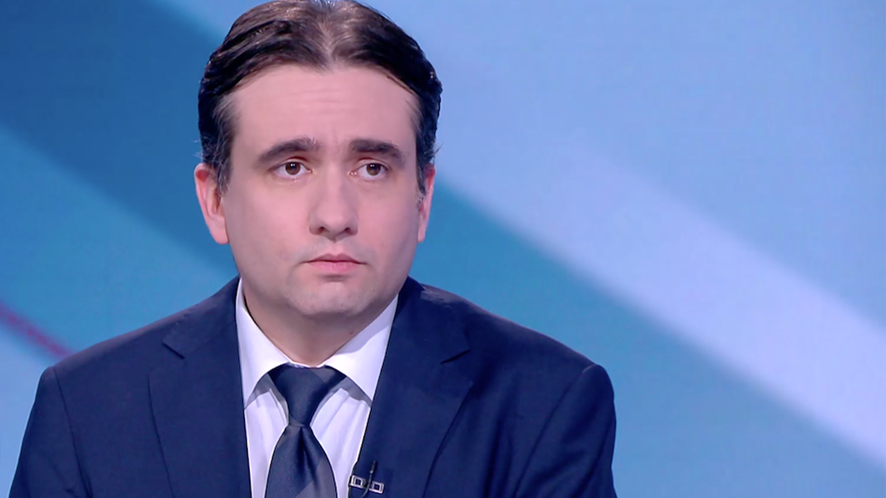 Божидар Божанов: Борисов и ГЕРБ ги е страх от Пеевски и си самовнушават, че само с него може