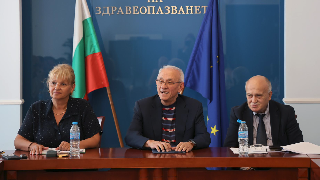 Министър Кирилов: Набелязахме първите стъпки за промени в наредбата за специализациите
