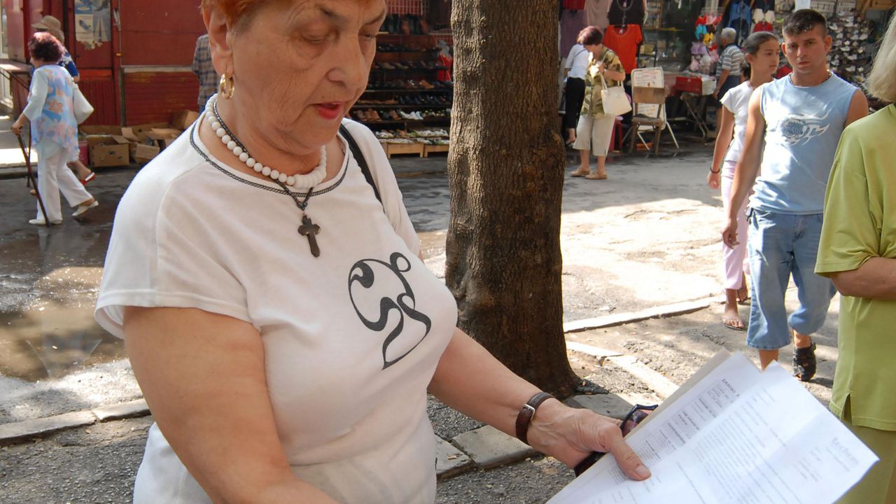 Фактурите от 1 януари 2026 г. ще са само в евро