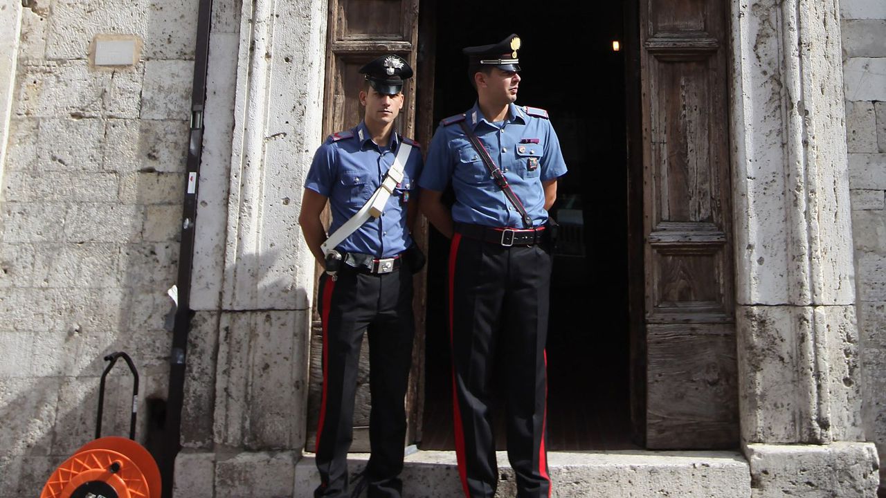 Мъж се самоуби, за да не бъде изгонен от жилището си под наем в Италия