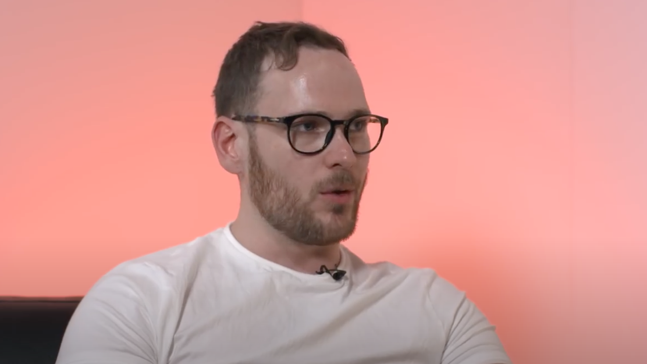 Човешкото творчество срещу AI в гейминга: разработчикът на „Baldur’s Gate 3“ отправи остри критики към Илон Мъск