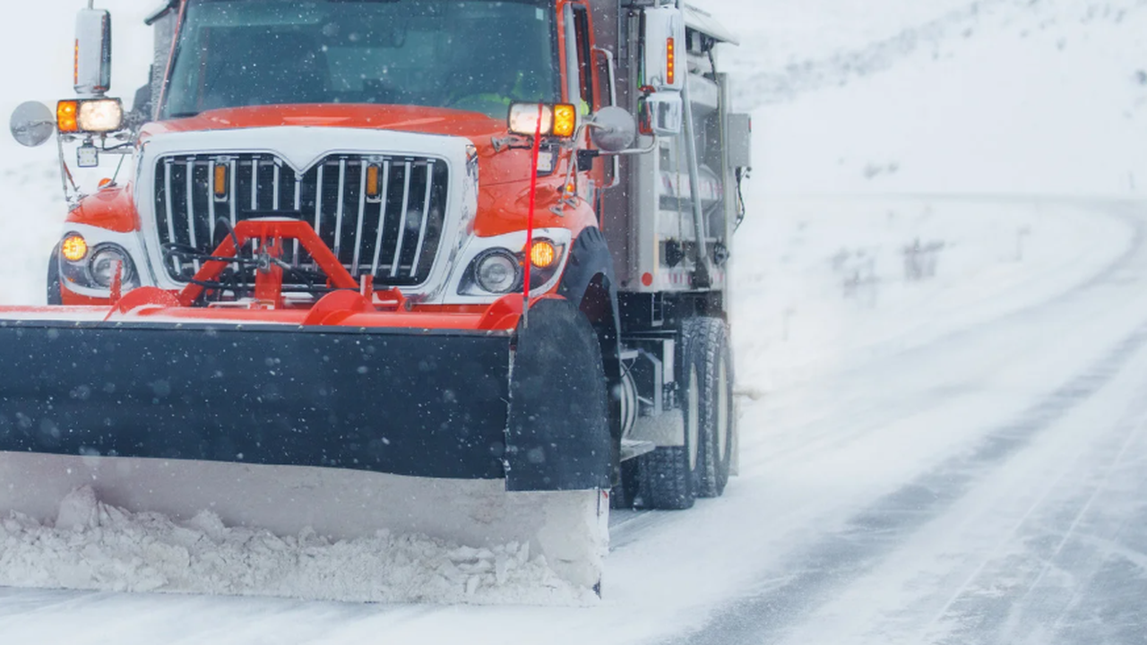 От Областното пътно управление съобщават, че маркировката в участъка край