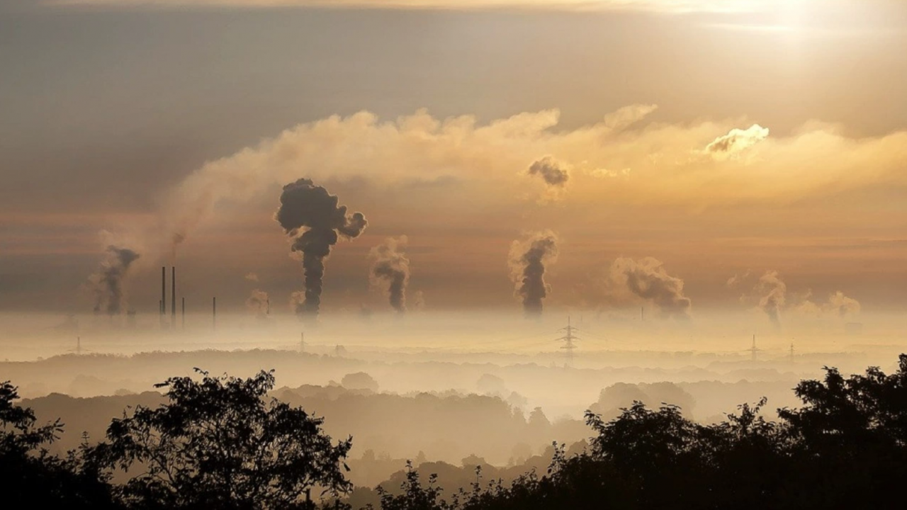 Рязко покачване на стойностите на серен диоксид във въздуха на Димитровград