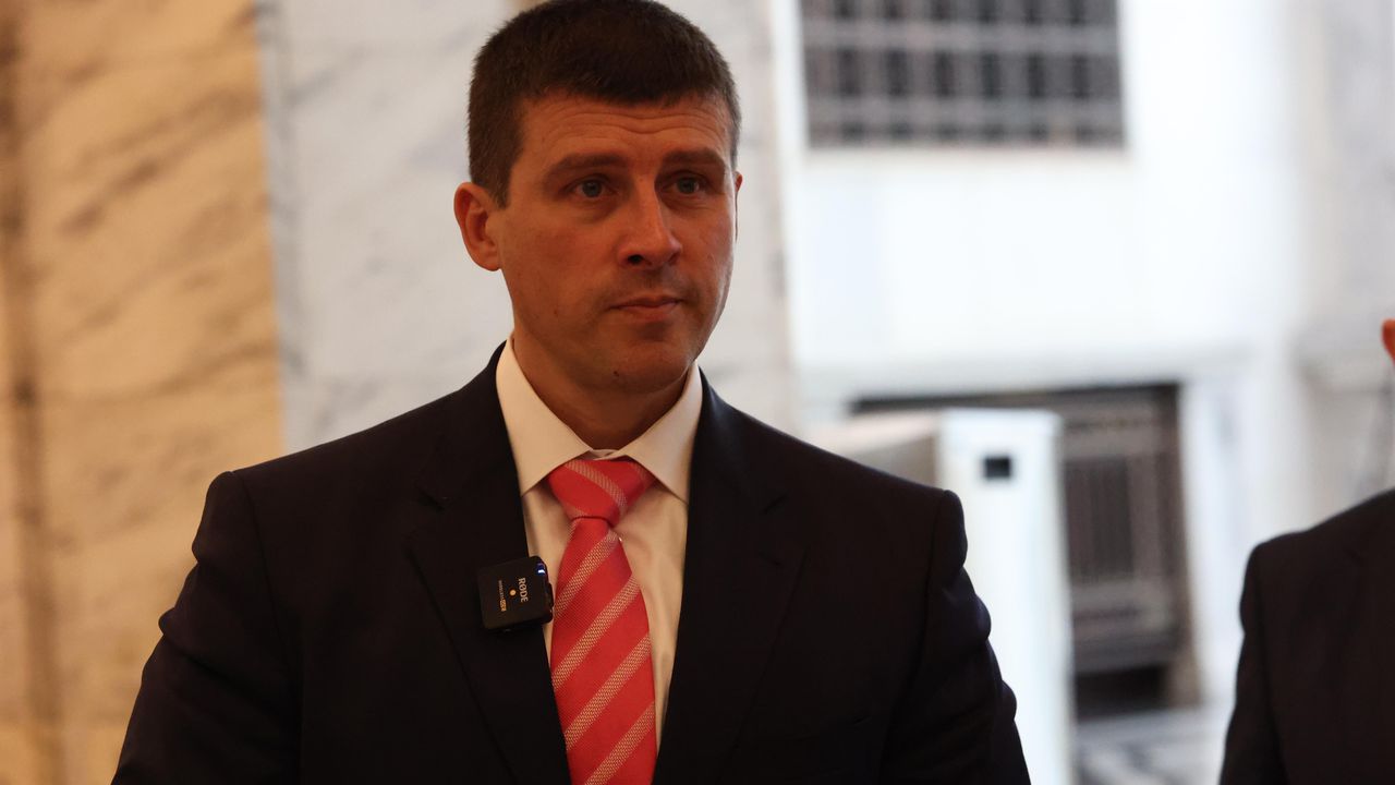 Ивелин Михайлов: Решението на КС за референдума за еврото е очаквано