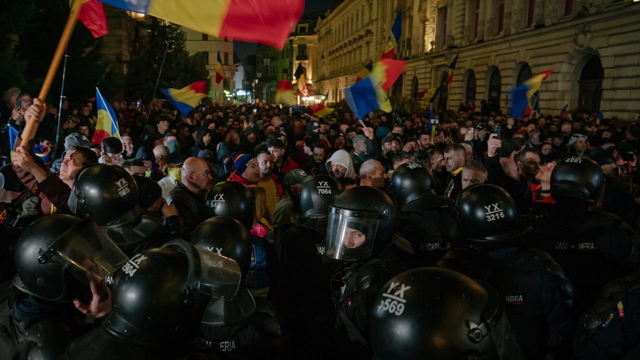 Хиляди участват в мирно шествие в Букурещ в подкрепа на европейските ценности