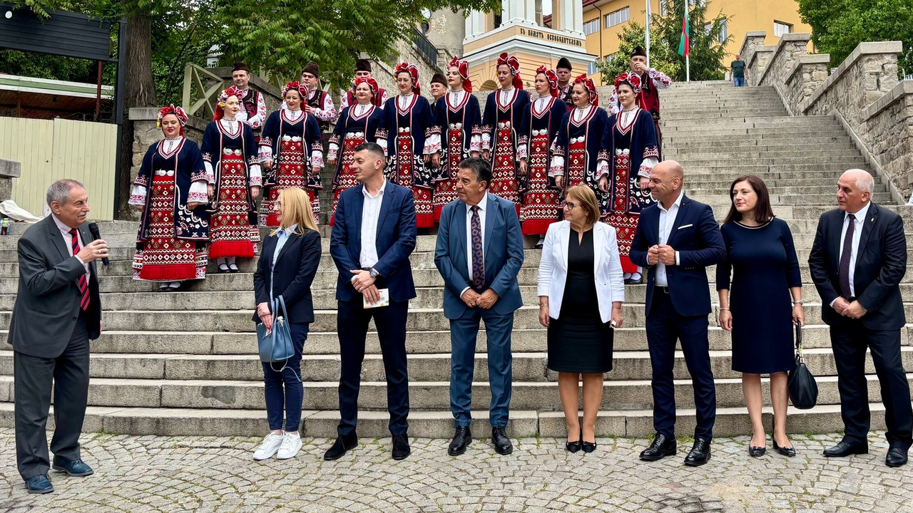 Старт на фестивала „Дефиле вино и гурме“ в Стария град в Пловдив