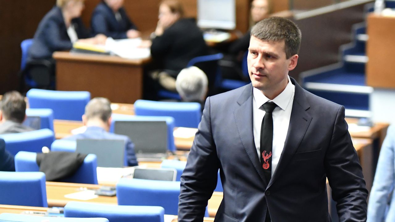 Ивелин Михайлов: Ако "Възраждане" не подкрепи сега вота на недоверие на "Величие", ще означава, че саботира опозицията