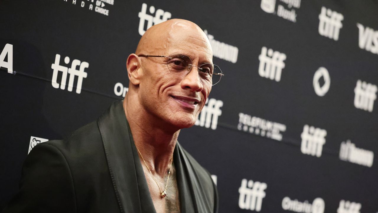 Дуейн Джонсън - Скалата, разкри какво стои зад видимата промяна във външния му вид