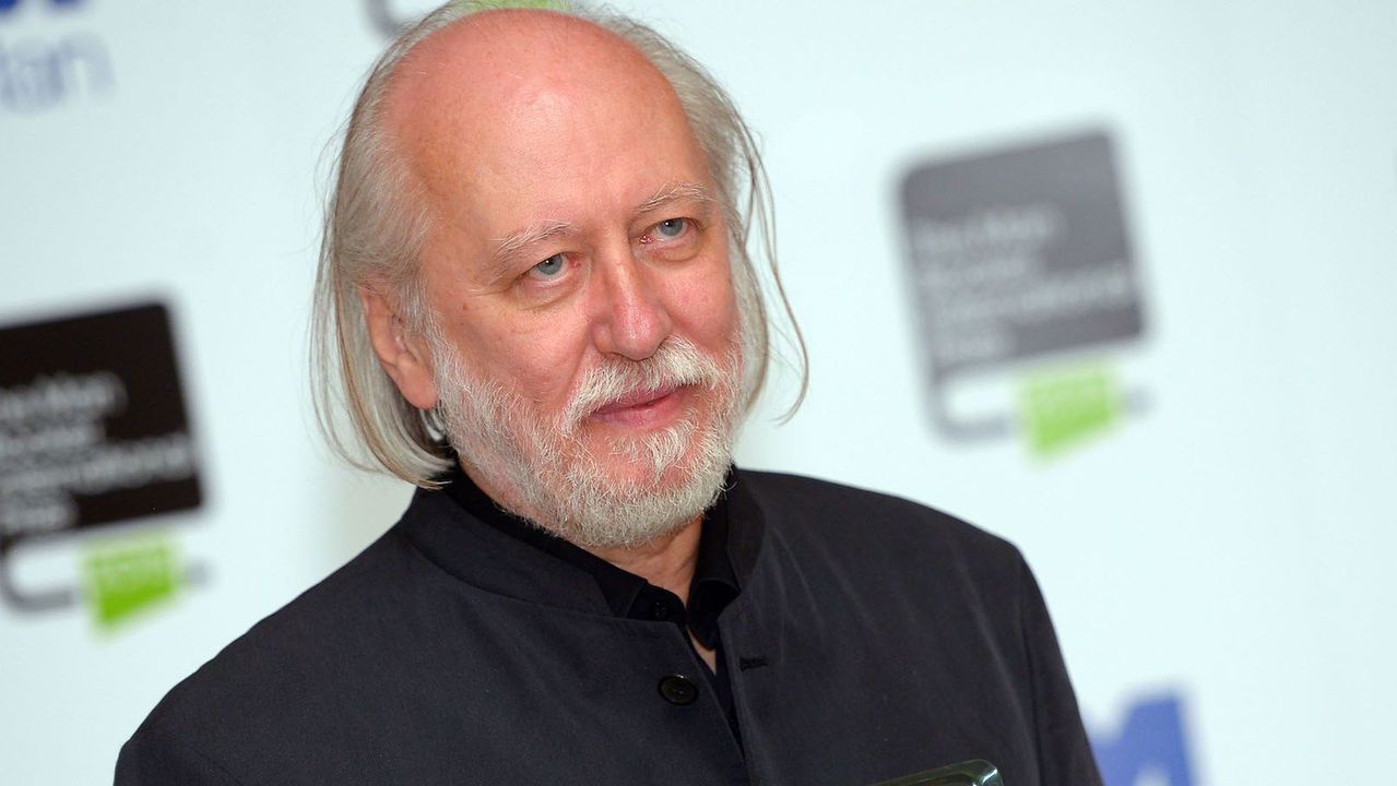 Унгарец е лауреатът на Нобеловата награда за литература за 2025 г.