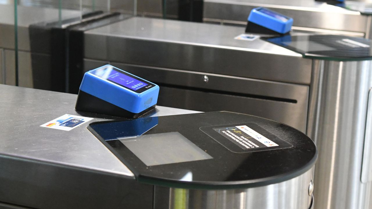 Третата линия на столичното метро няма да се движи днес, 8 ноември и утре 9, ноември