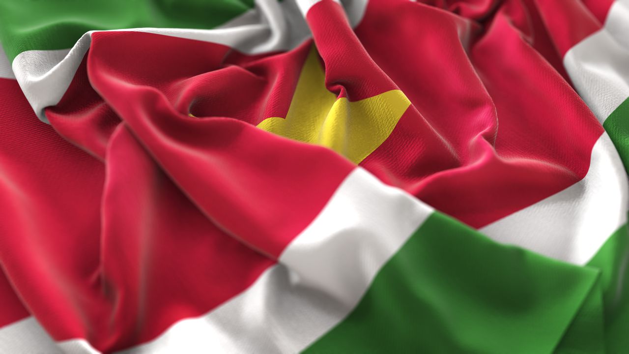 Девет кандидати бяха одобрени за президентските избори в Гвинея, включително лидерът на хунтата