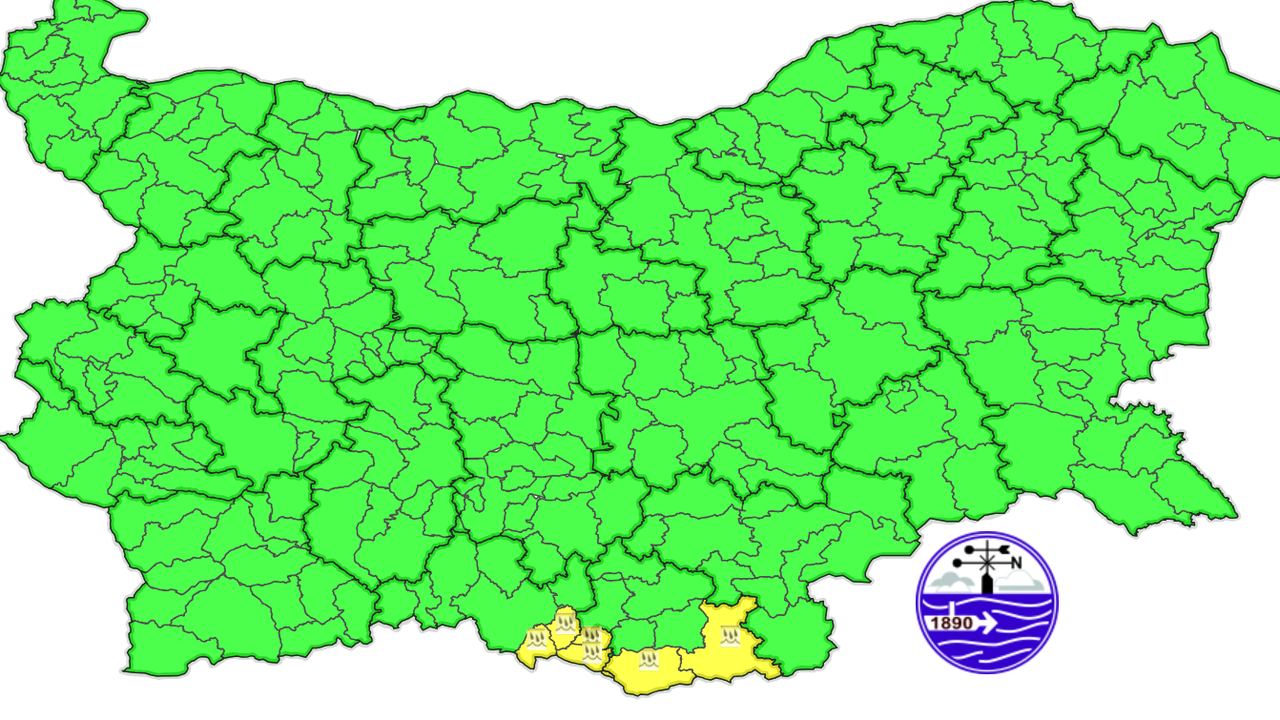 Жълт код за валежи в части от страната в понеделник