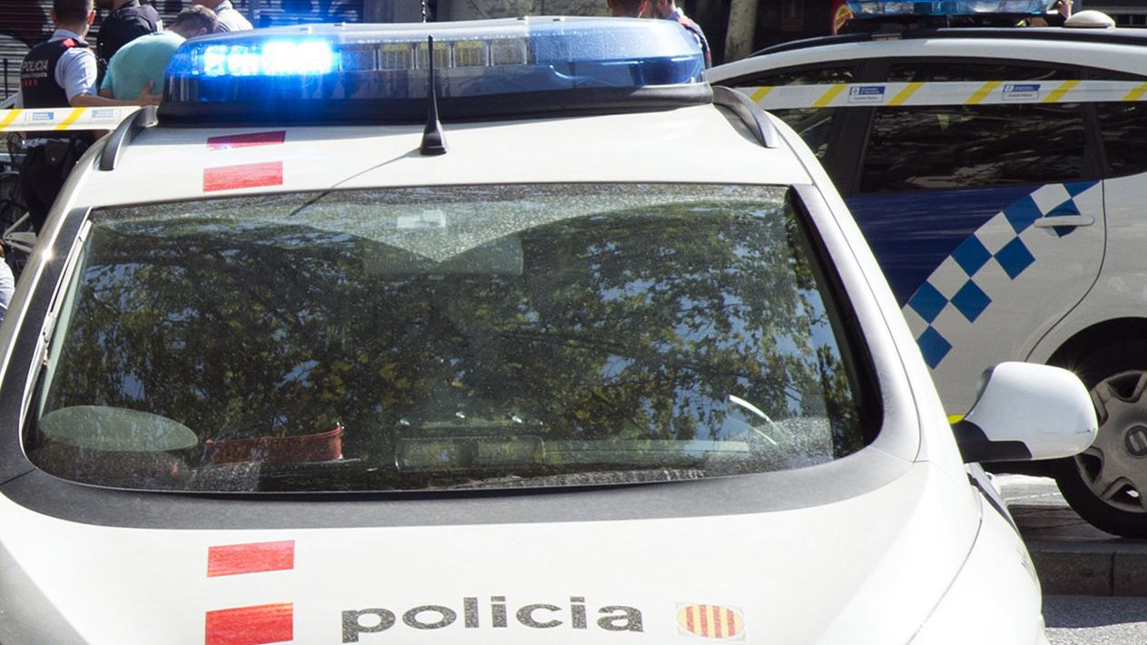 Родители принудили непълнолетната им дъщеря да се омъжи за 20-годишен